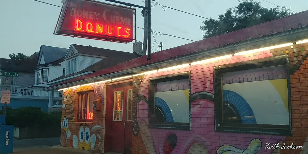 Honey Creme Donut Shop